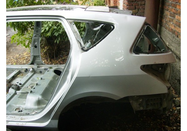 кузов, частини Peugeot 407 SW,пороги, стійки кузовні,лонжерони